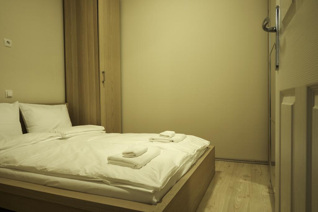 Karolyi Garden | Hostaid Apartment Budapest Exterior photo